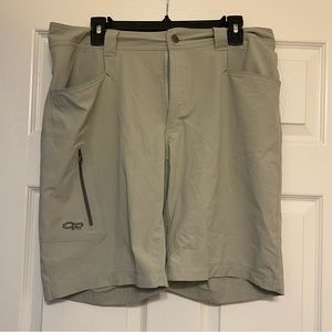 Tan Outdoor research short 9” inseam